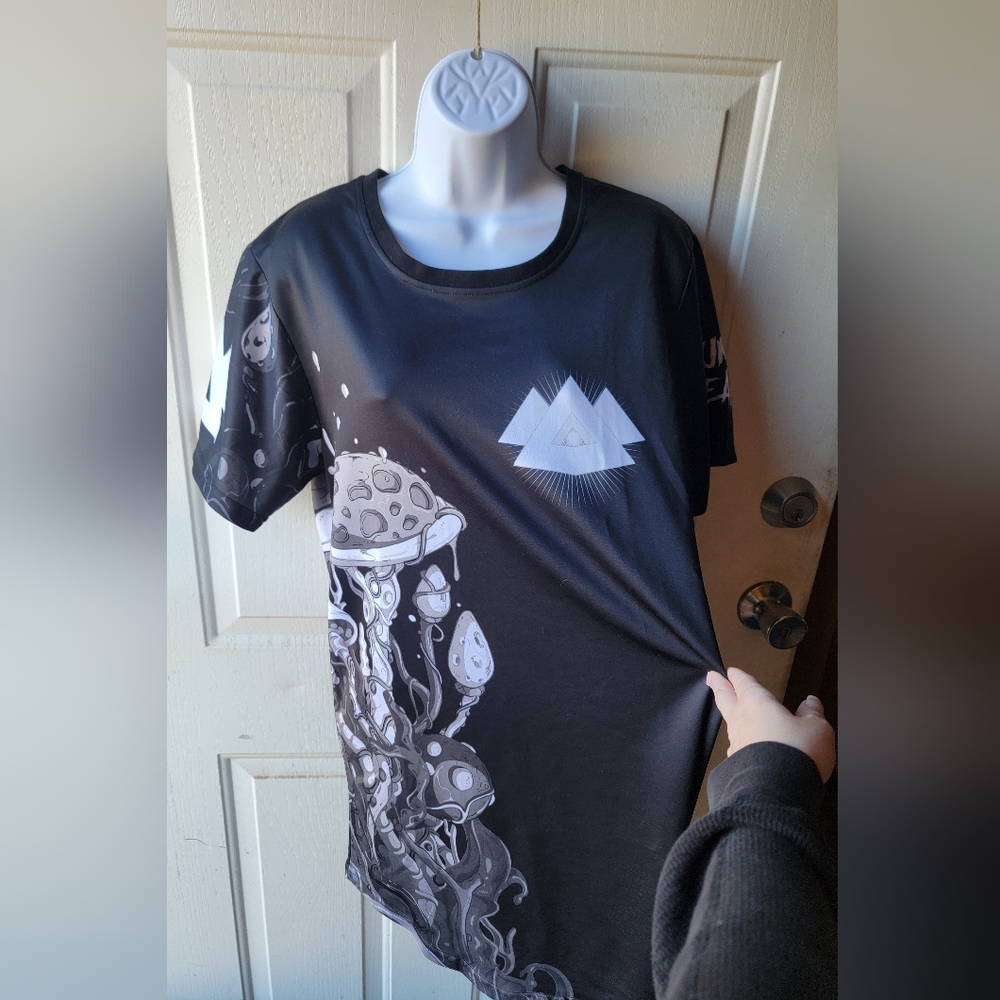 Scummy Bears x Wakaan Tall Tee Size Medium